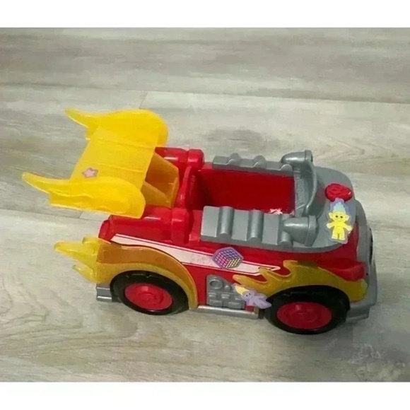 Paw Patrol Marshall's Deluxe fire truck Paw Patrol, Dino rescue toy - Picture 2 of 9